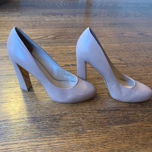 Nine West Desired pump